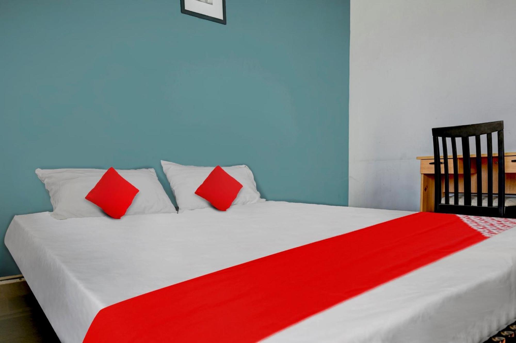 Live As Chn727 Hotel Guduvancheri Ngoại thất bức ảnh