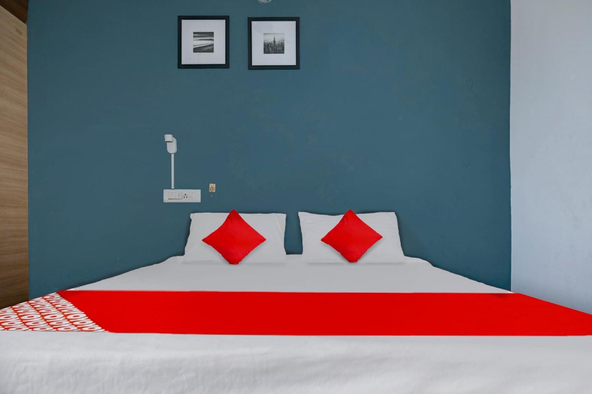 Live As Chn727 Hotel Guduvancheri Ngoại thất bức ảnh
